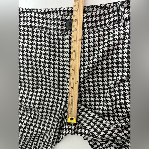 Cabi Style# 3921L Size 10 Black White Houndstooth Trouser Career Pants - Picture 11 of 13